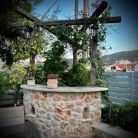 Ένας Ευχάριστος Χώρος Με Πισίνα Villa Pórto Ráfti Kültér fotó