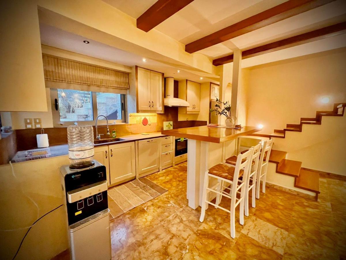 Ένας Ευχάριστος Χώρος Με Πισίνα Villa Pórto Ráfti Kültér fotó