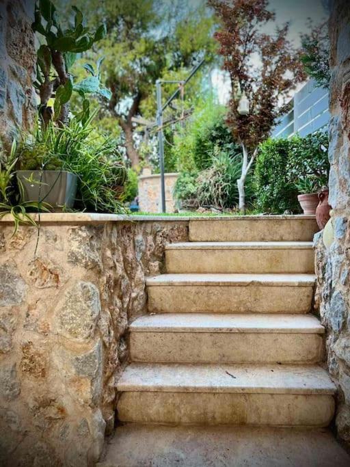 Ένας Ευχάριστος Χώρος Με Πισίνα Villa Pórto Ráfti Kültér fotó